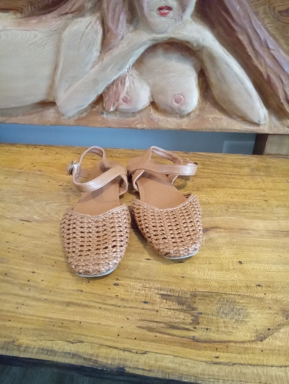 Frye - Picture 2 of 11